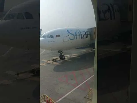 SriLankan Airlines Flight Review Lahore to Colombo