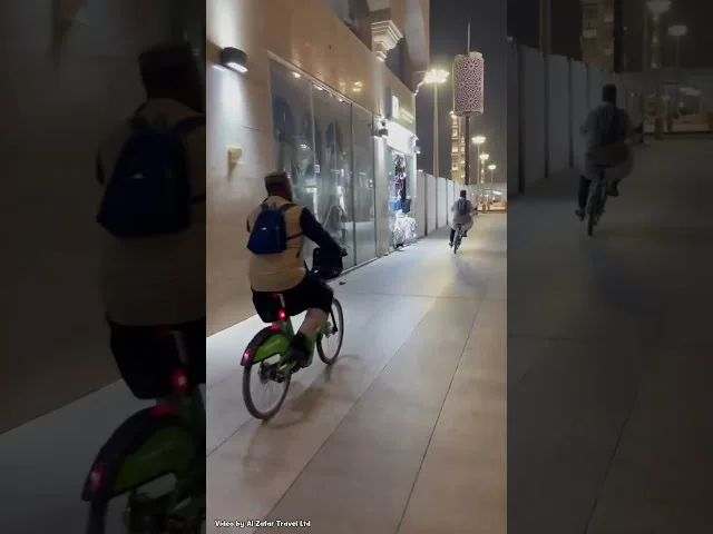 Masjid al Nabawi is in the city centre so you can easily walk or cycle there